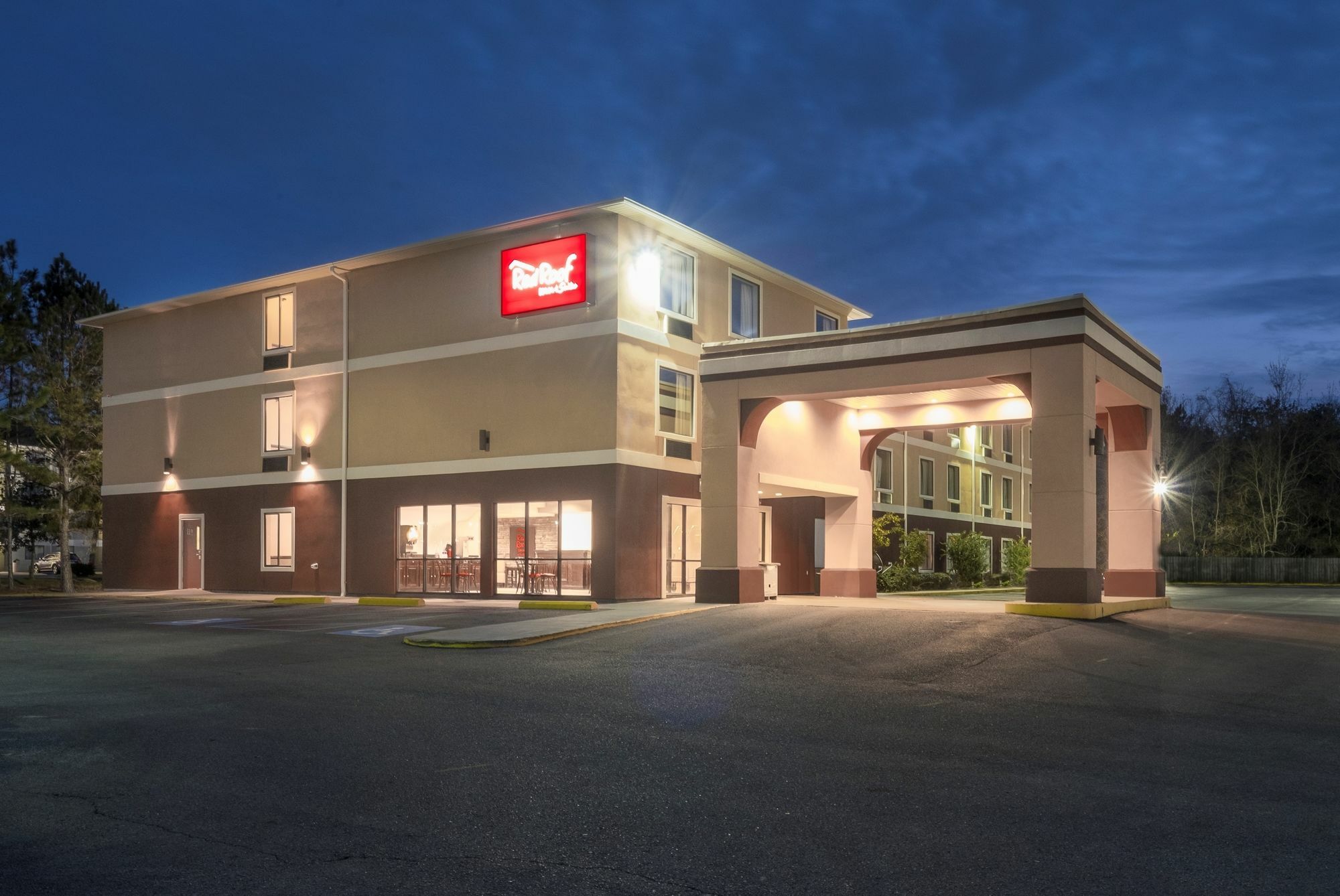 Red Roof Inn & Suites Biloxi - Ocean Springs Eksteriør billede