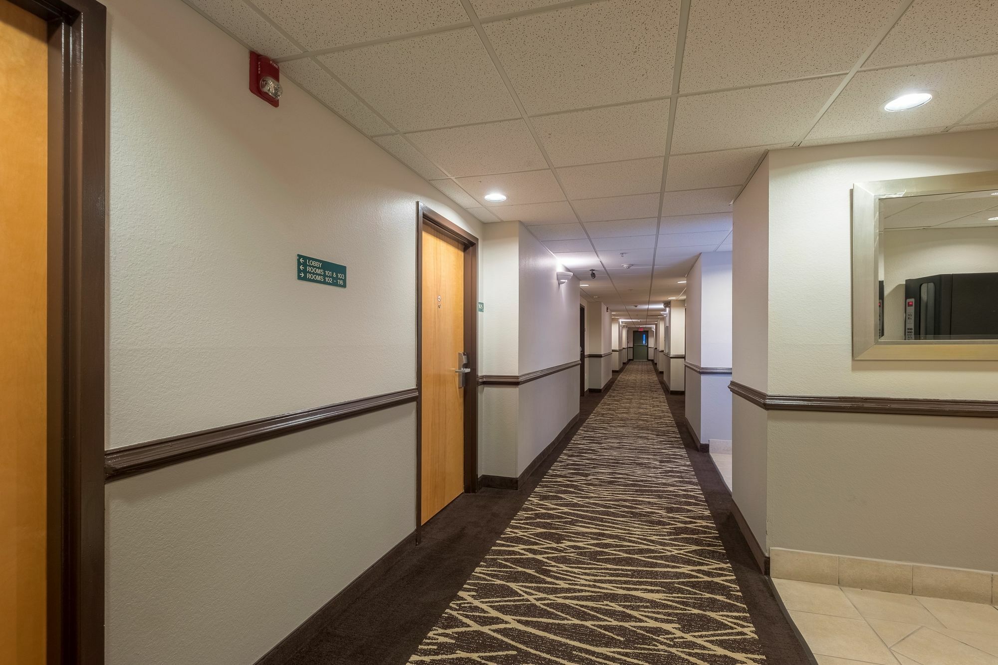 Red Roof Inn & Suites Biloxi - Ocean Springs Eksteriør billede