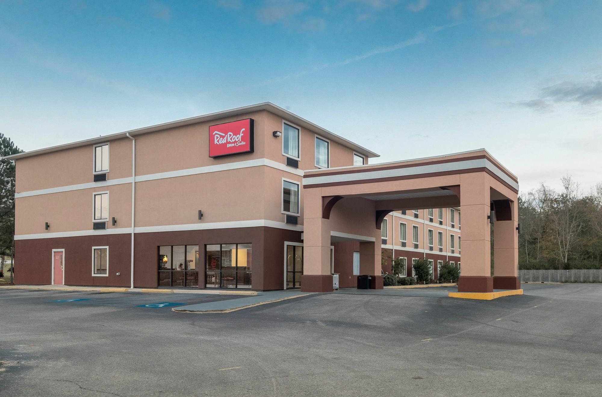 Red Roof Inn & Suites Biloxi - Ocean Springs Eksteriør billede