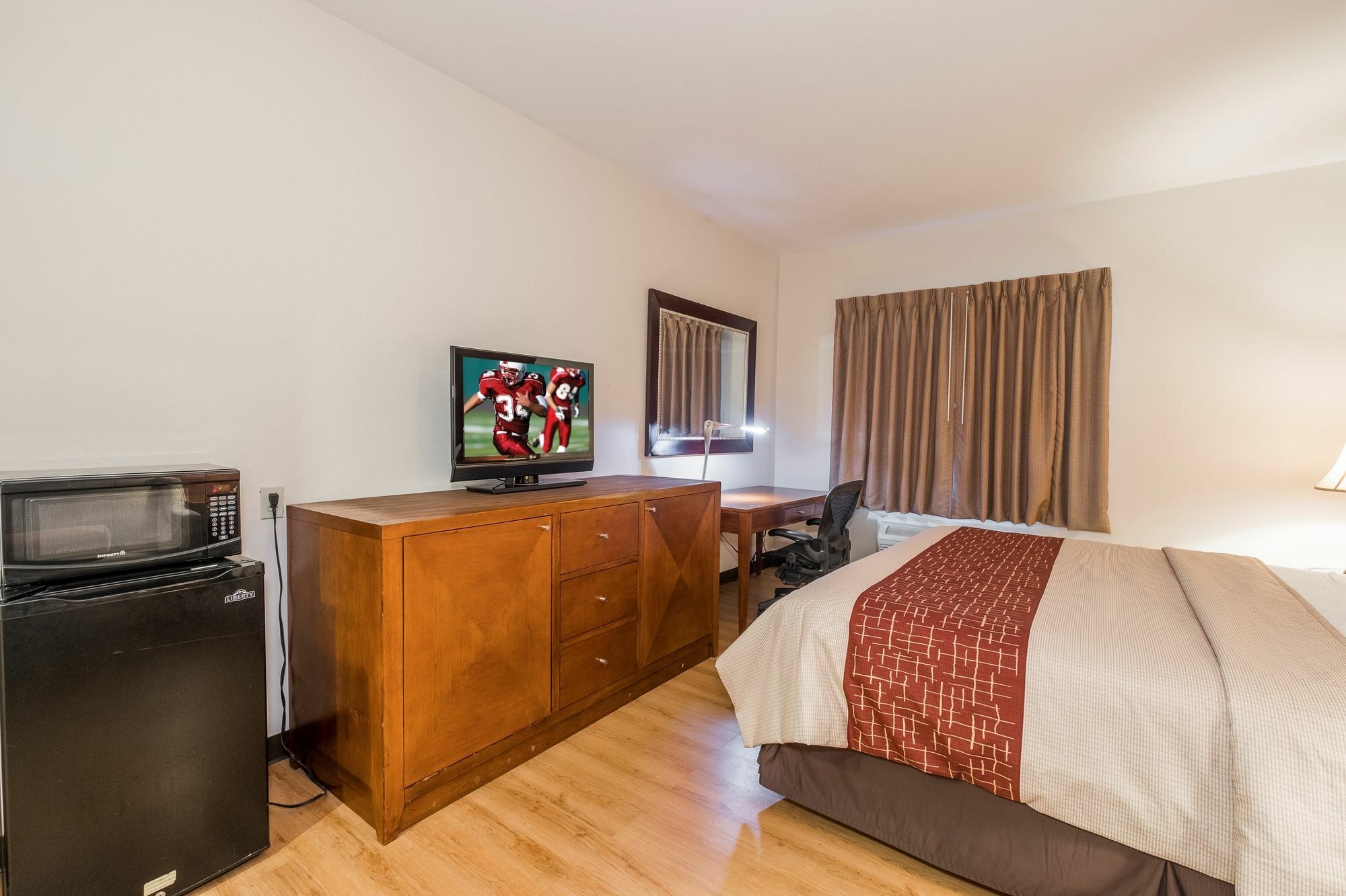 Red Roof Inn & Suites Biloxi - Ocean Springs Eksteriør billede